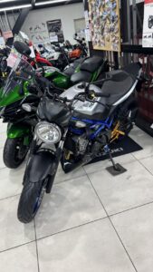 SV650 / SUZUKI