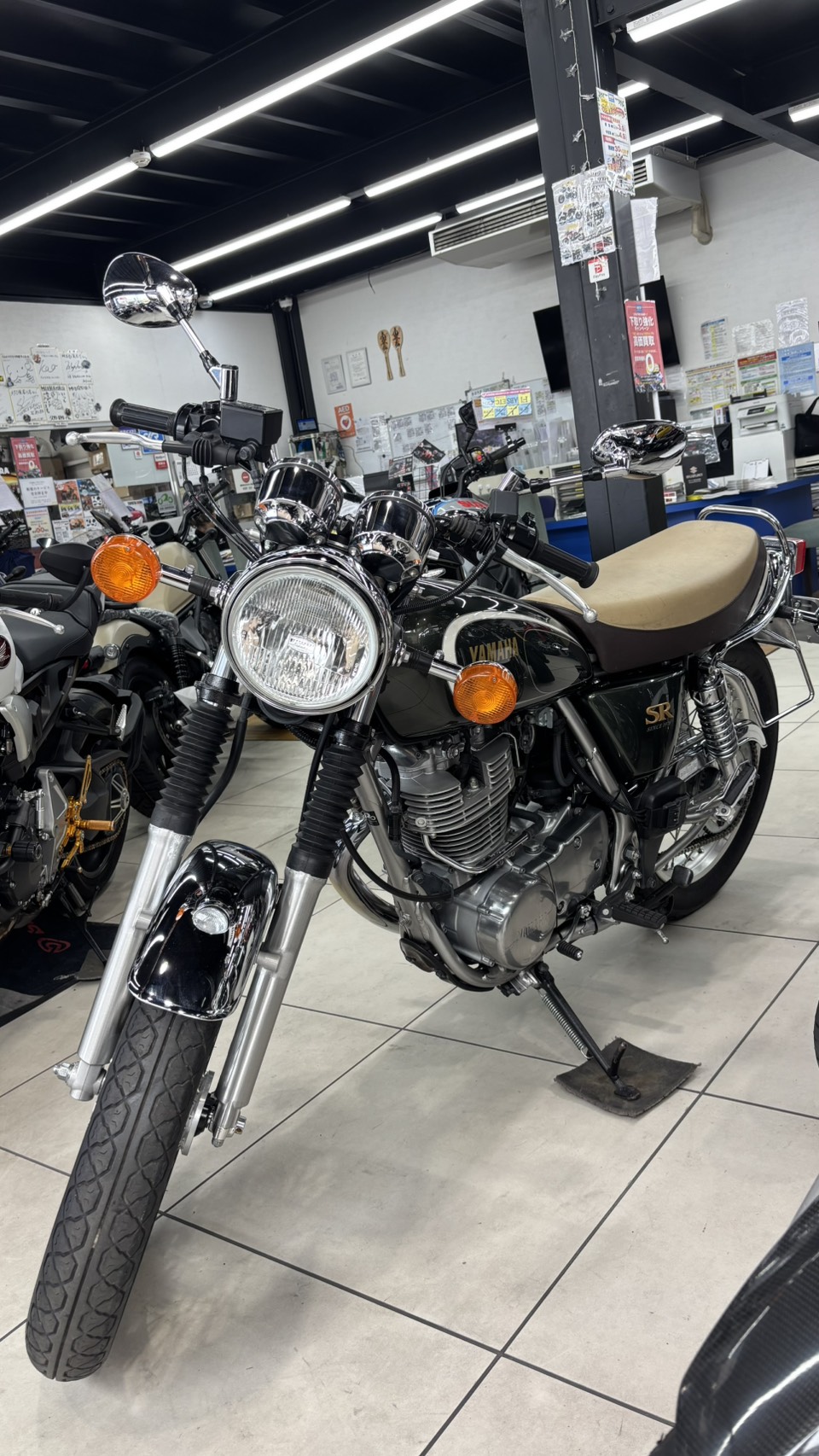 新規車両！！　　SR400 / YAMAHA