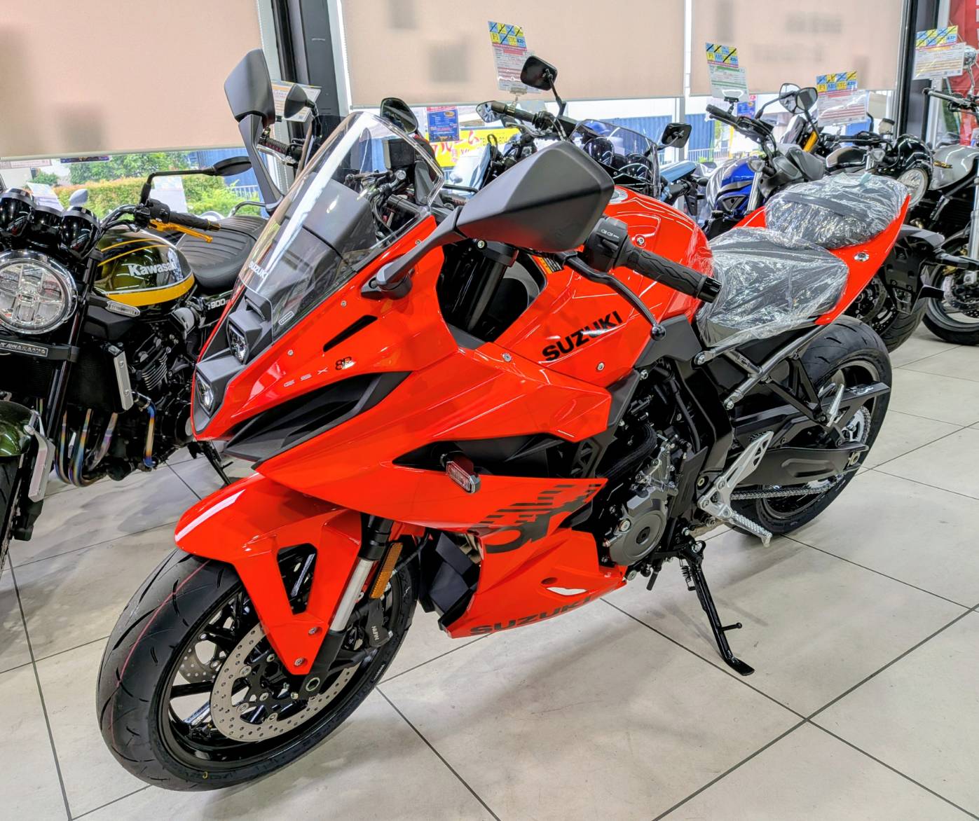 グラスブレイズオレンジGSX-8R　入荷！